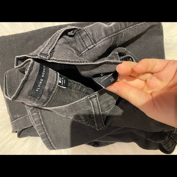 Lot of 2 pairs of black jeans - Picture 2 of 3